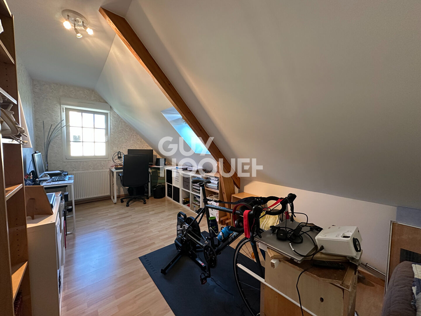 LISIEUX  NORD EST 5 KMS - MAISON CONTEMPORAINE   7 pièce(s) 135 M2