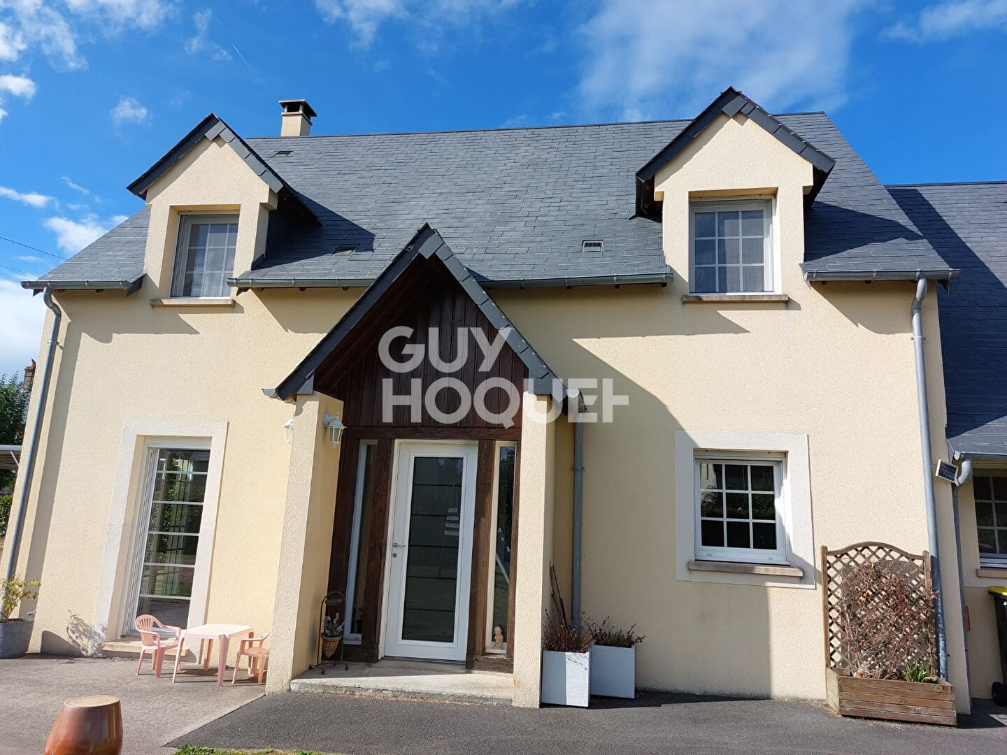 LISIEUX  NORD EST 5 KMS - MAISON CONTEMPORAINE   7 pièce(s) 135 M2