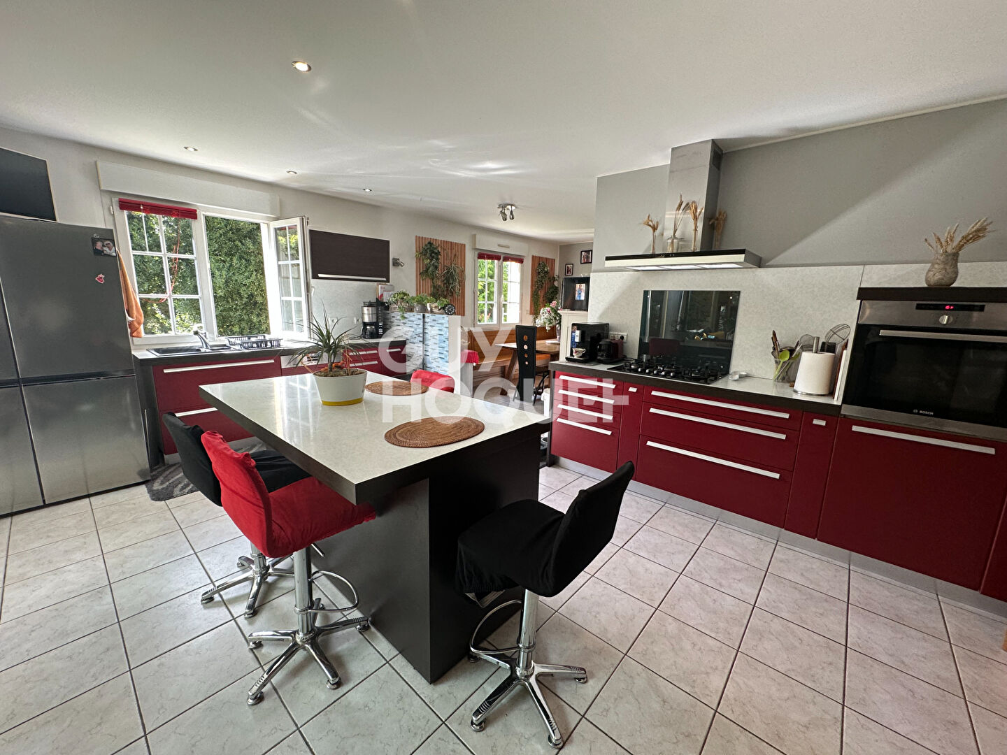 AUX PORTES DE LISIEUX  - MAISON CONTEMPORAINE ET FAMILIALE DE  8 PIÈCES