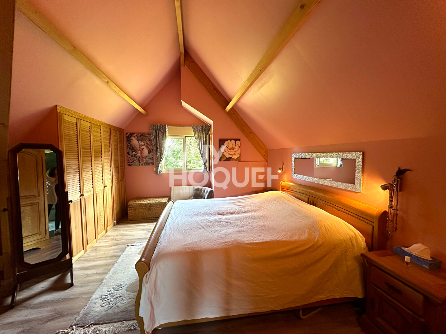 AUX PORTES DE LISIEUX  - MAISON CONTEMPORAINE ET FAMILIALE DE  8 PIÈCES