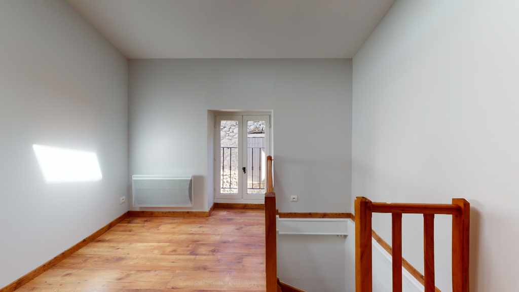 Location d'un appartement 2 pièces à LORIOL SUR DROME