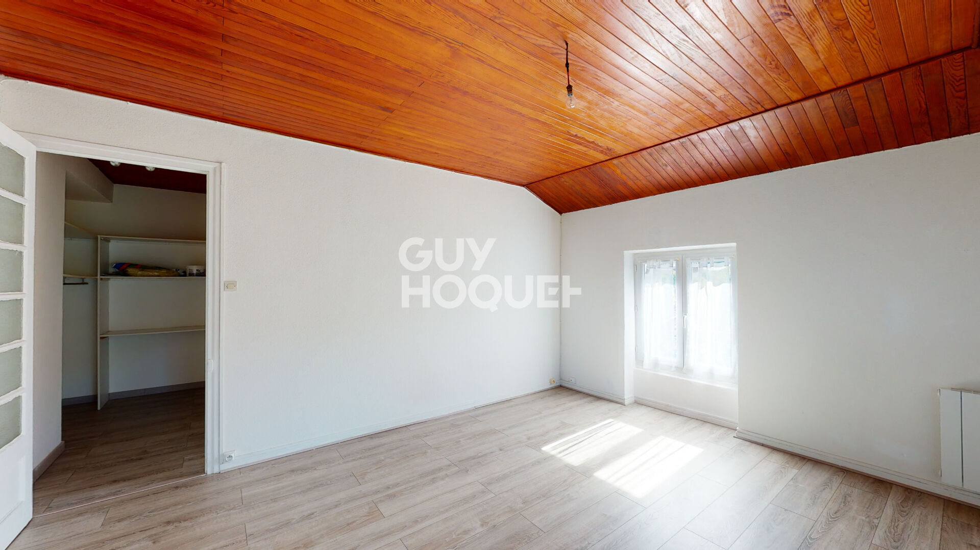 LIVRON SUR DROME - Appartement T2 avec cave