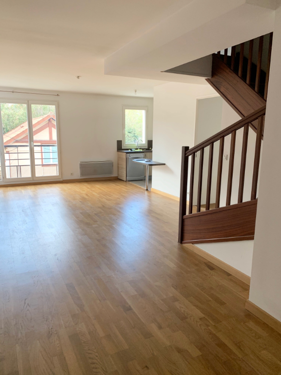 Appartement F5 en location à LONGJUMEAU
