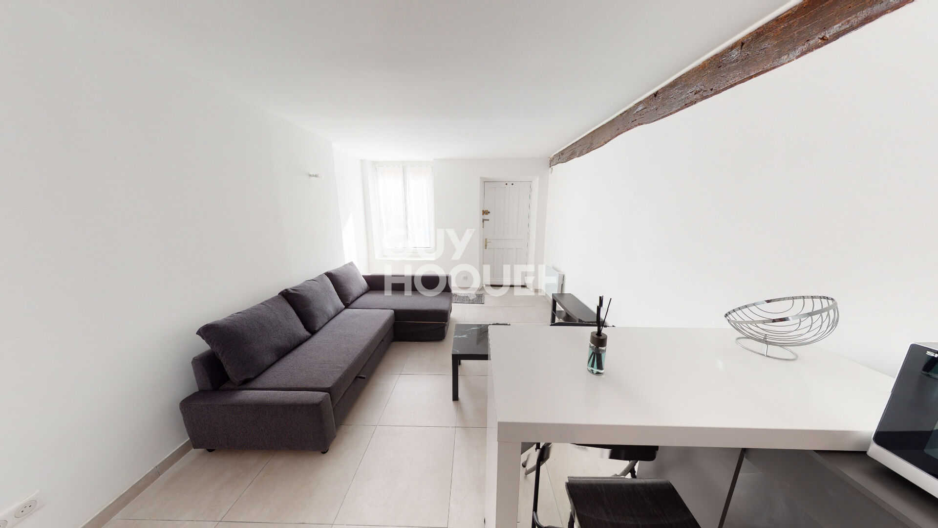 Location d'un appartement meublé F1 à LA VILLE DU BOIS