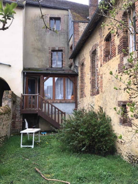 Maison avec commerce Longny Au Perche 136 m² habitables, 150 m² terrain