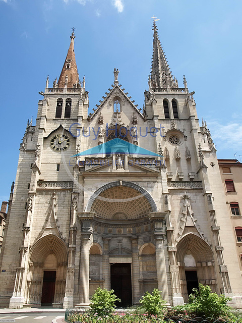 Aménagement du territoire : un parvis pour l'église Saint-Nizier ?