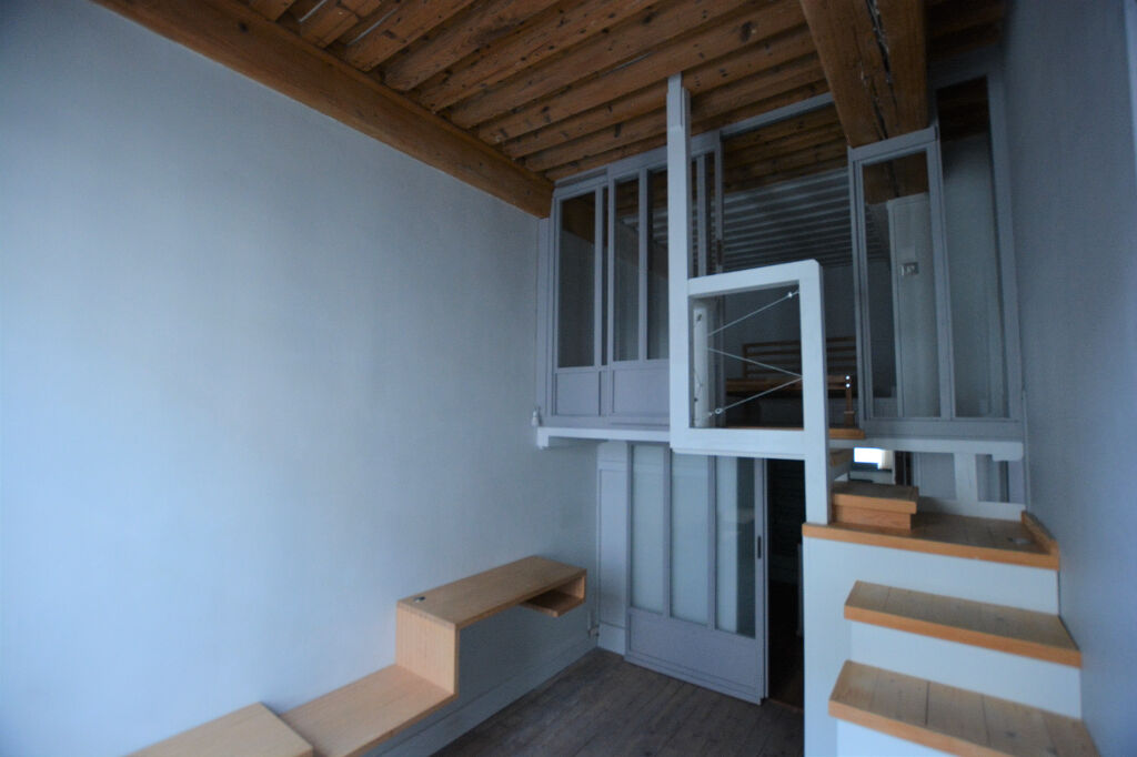 LYON 4  CROIX ROUSSE  - T3 de 74m²