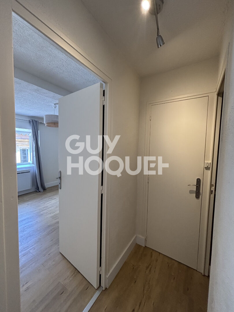 LYON 1 - PROCHE  PLACES SATHONAY FERNAND REY