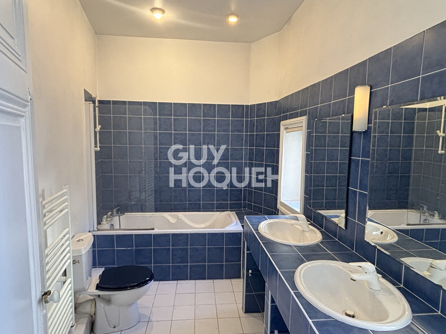 LYON 2 - REPUBLIQUE BELLECOUR