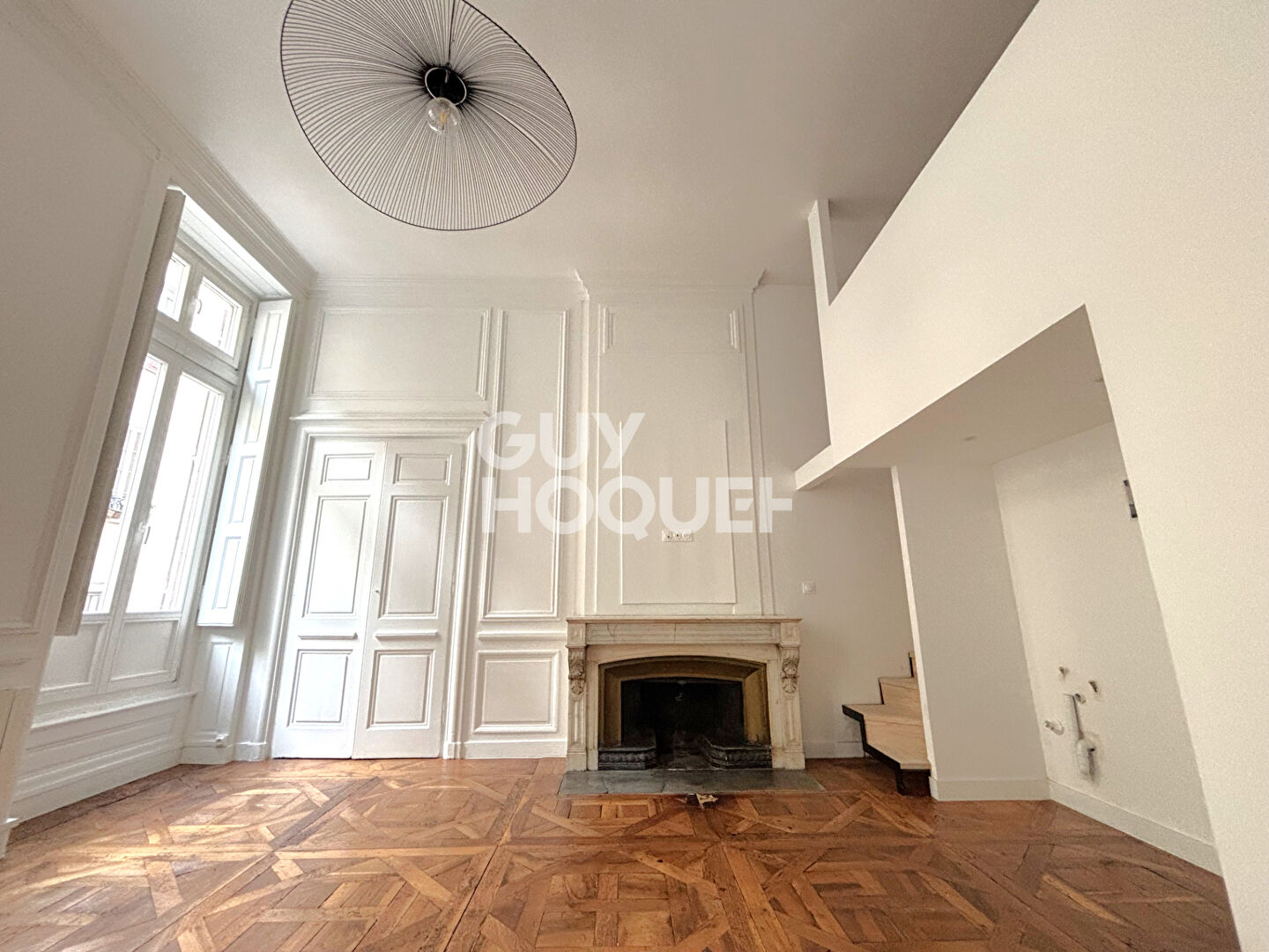 LYON 2 - AUGUSTE COMTE