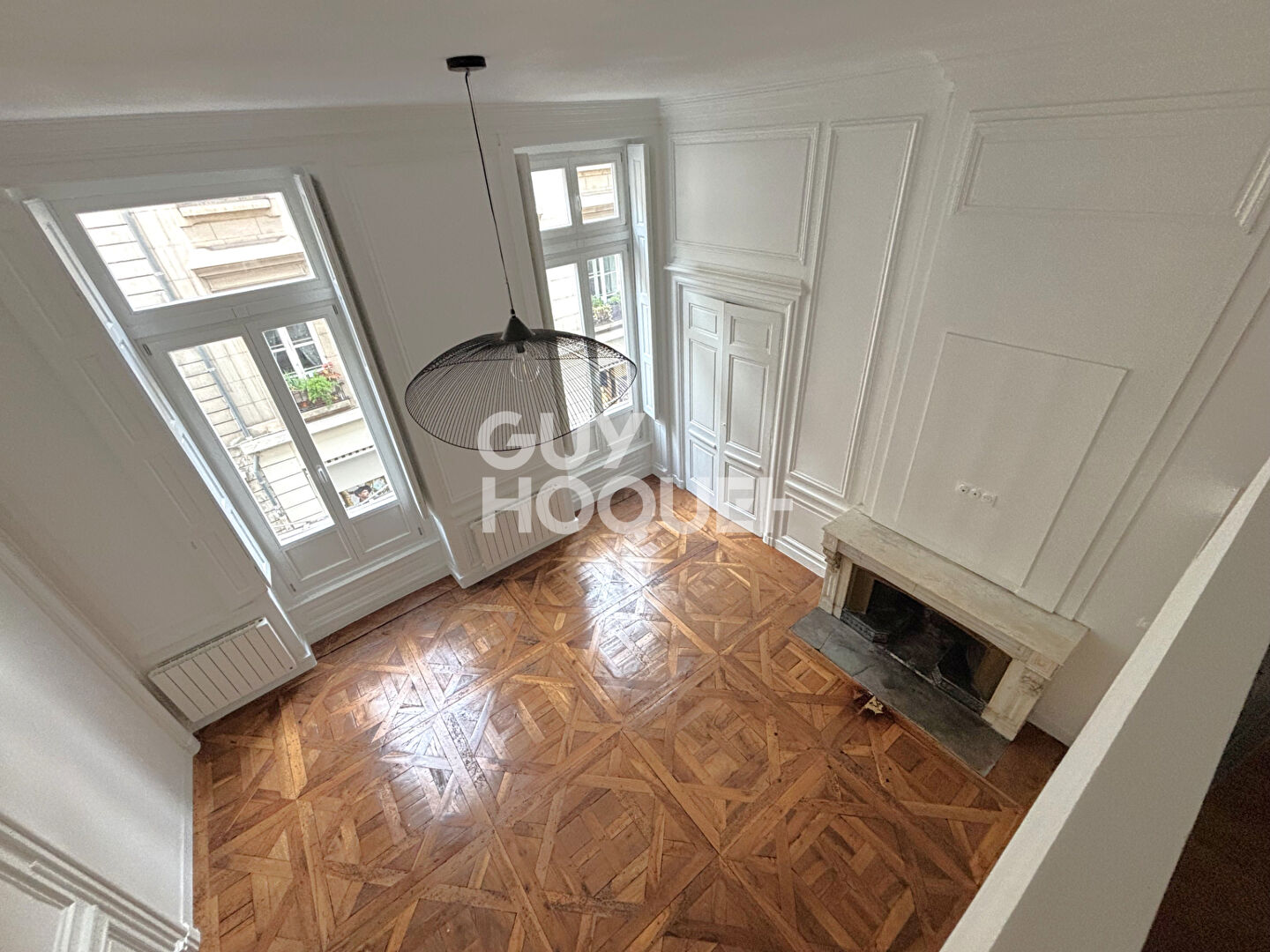 LYON 2 - AUGUSTE COMTE