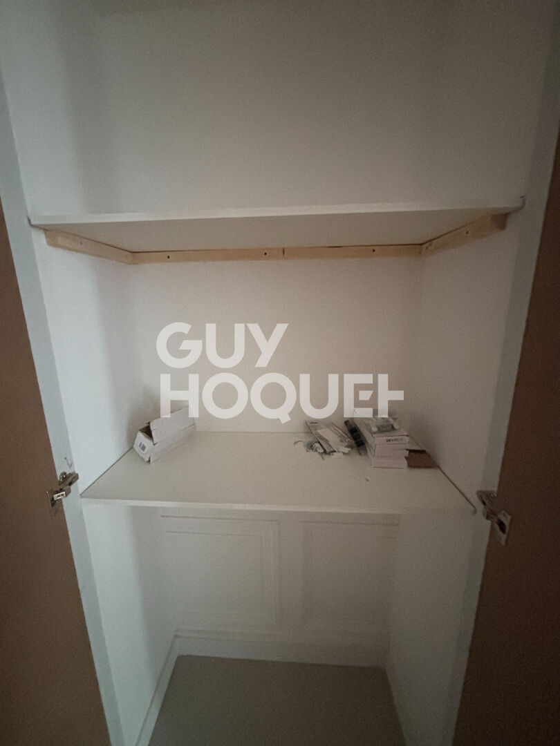 LYON 2 - AUGUSTE COMTE