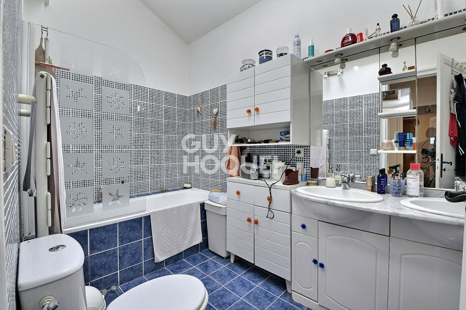 (visite virtuelle) - A vendre, maison de ville de type T4, de 90 m², au coeur de Montchat dans le 3ème arrondissement de Lyon (69003)