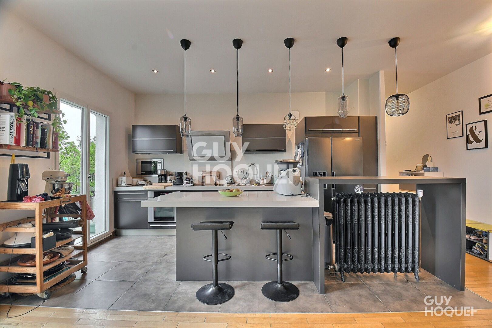 Exceptionnel ! Appartement en dernier étage avec grande terrasse, Lyon 8ème (69008)