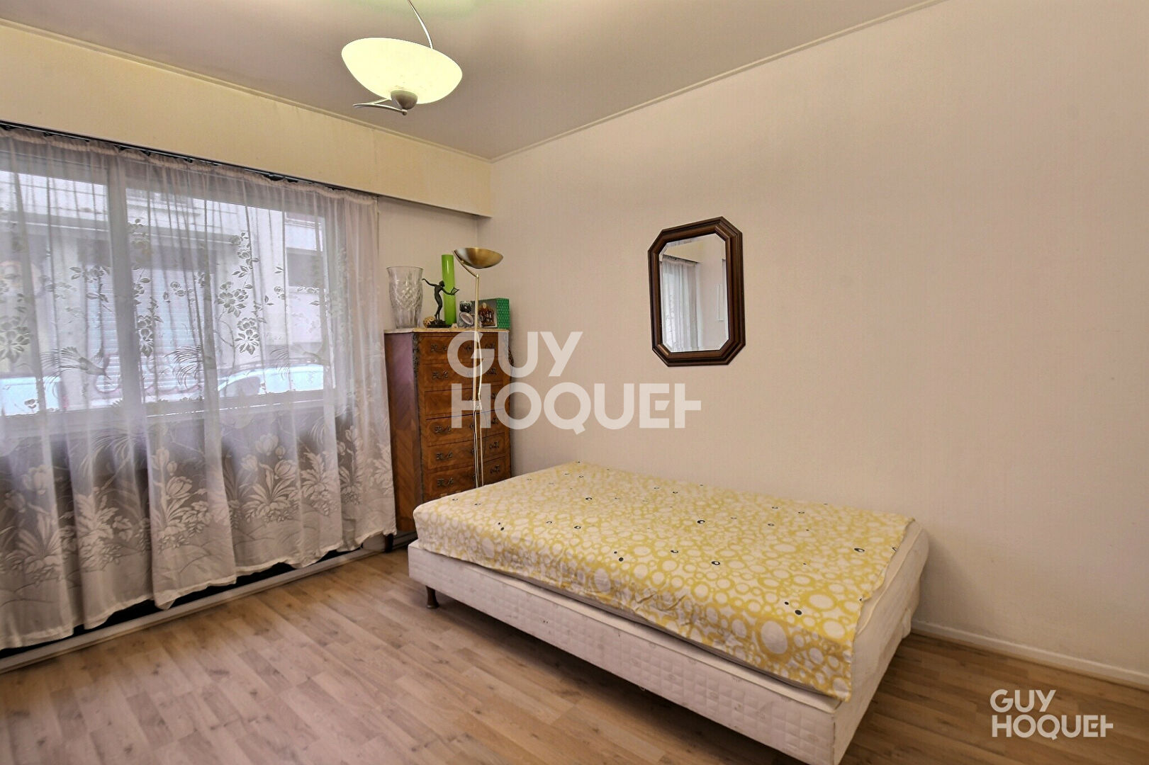 Appartement T2 de 55m² dans un immeuble des années 70, secteur Saxe Gambetta, Lyon 3ème (69003)