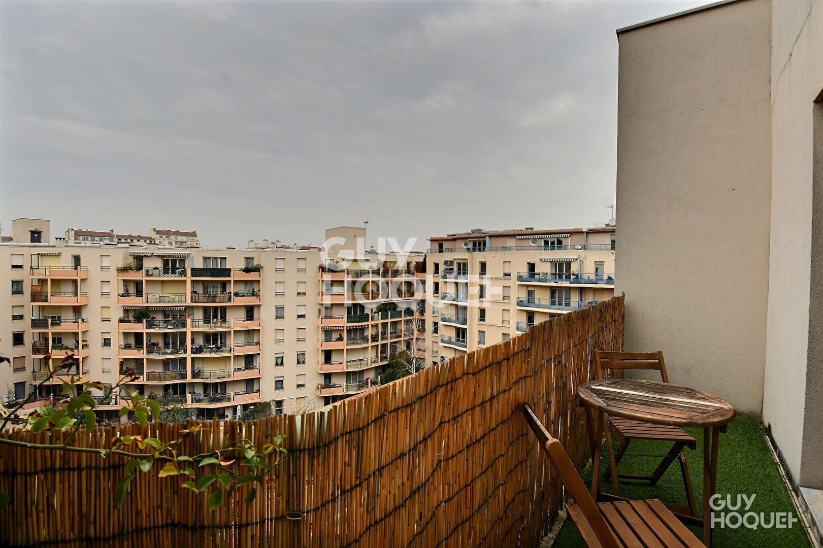 Appartement de type T1 de 38 m² avec balcon et parking, secteur La Buire, Lyon 3ème (69003)