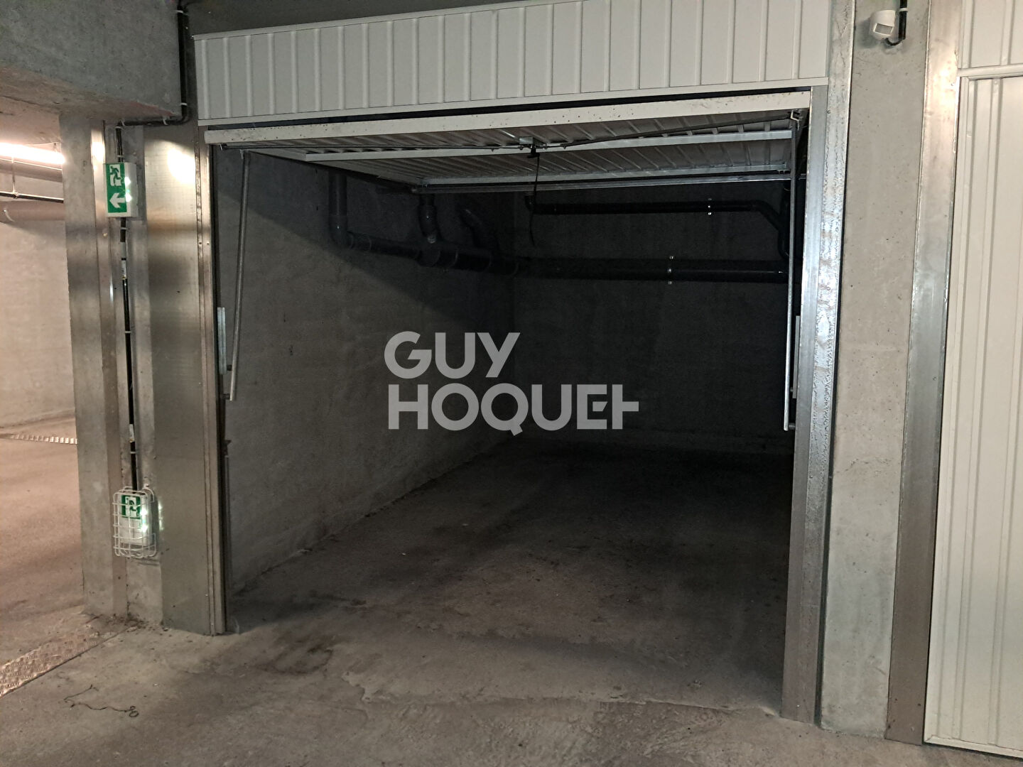 Garage fermé dans une résidence de 2016, Secteur Flachet, Villeurbanne (69100)