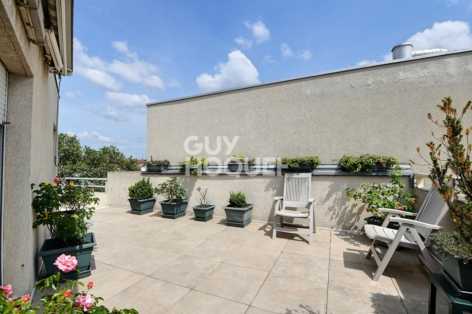 (Visite virtuelle) A vendre, T4/T5 de 114 m²  en dernier étage avec terrasse plein ciel de 35 m² et 2 garages, secteur Sans-Souci / Monplaisir à Lyon, 3ème arrondissement (69003)