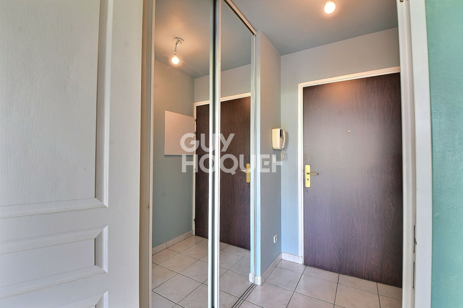 À VENDRE, T3 lumineux de 43 m² avec garage et cave, secteur Sans Souci, Lyon 3ème (69003)