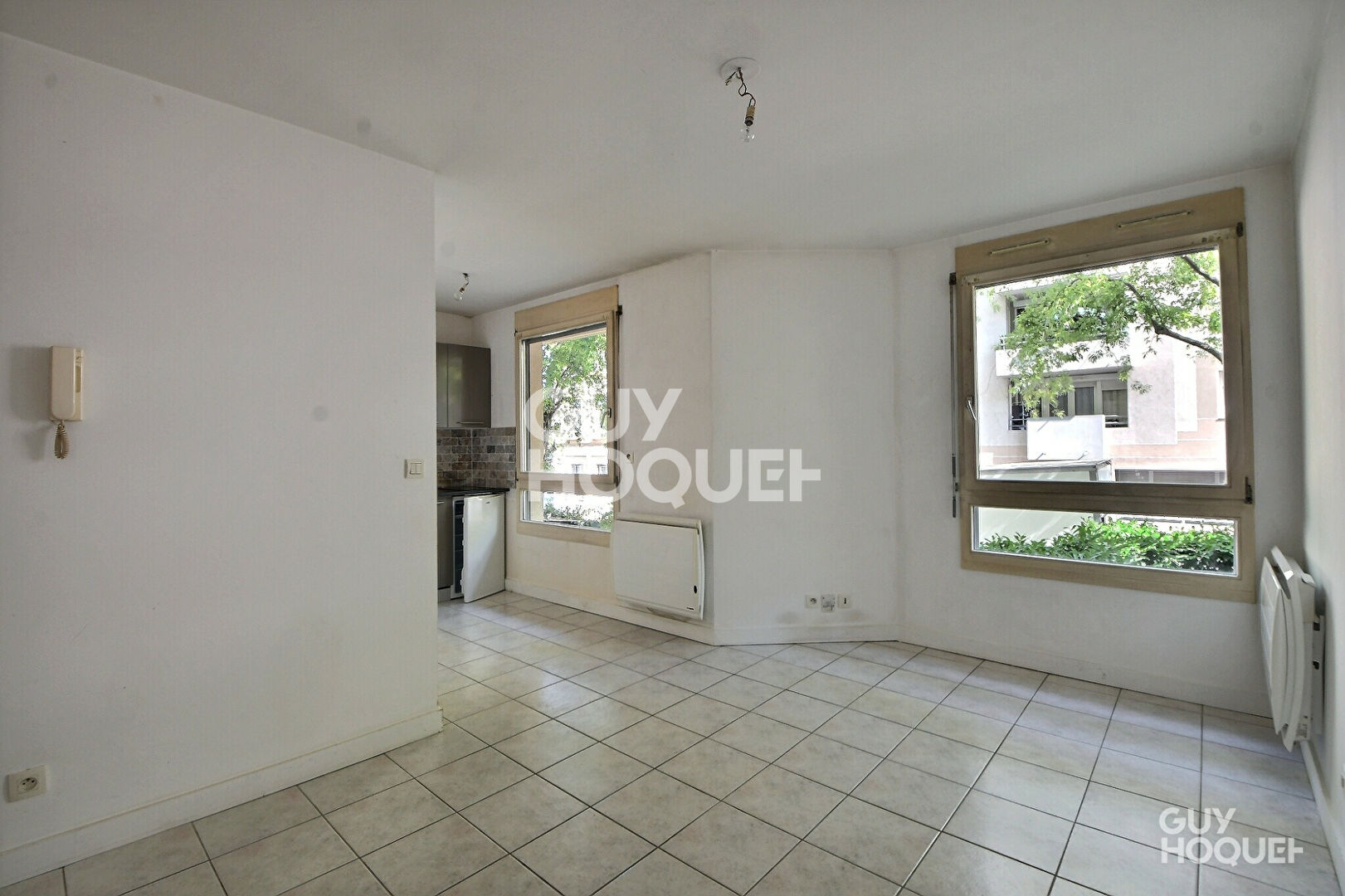 À vendre. Charmant T2 dans une résidence de standing avec piscine. Lyon 3ème (69003)