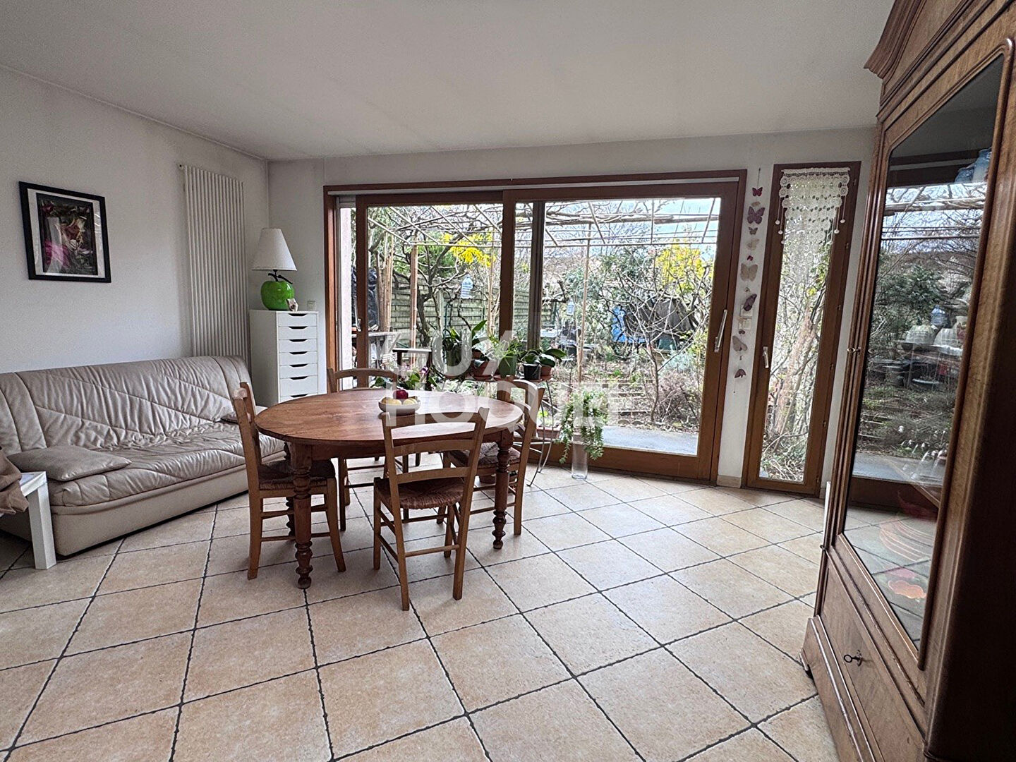 VIAGER OCCUPE SANS RENTE - T2 en rez-de-jardin au coeur de Montchat avec cave et parking extérieur, LYON 3EME ARRONDISSEMENT (69003)