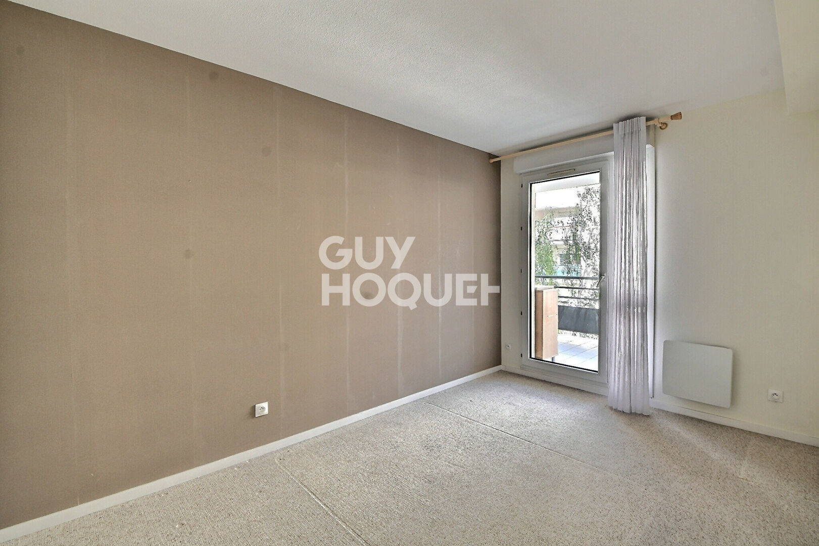 Appartement type T5 de 106 m² avec 2 balcons, cave, garage et parking, secteur Maison de la danse, Lyon 8ème (69008)