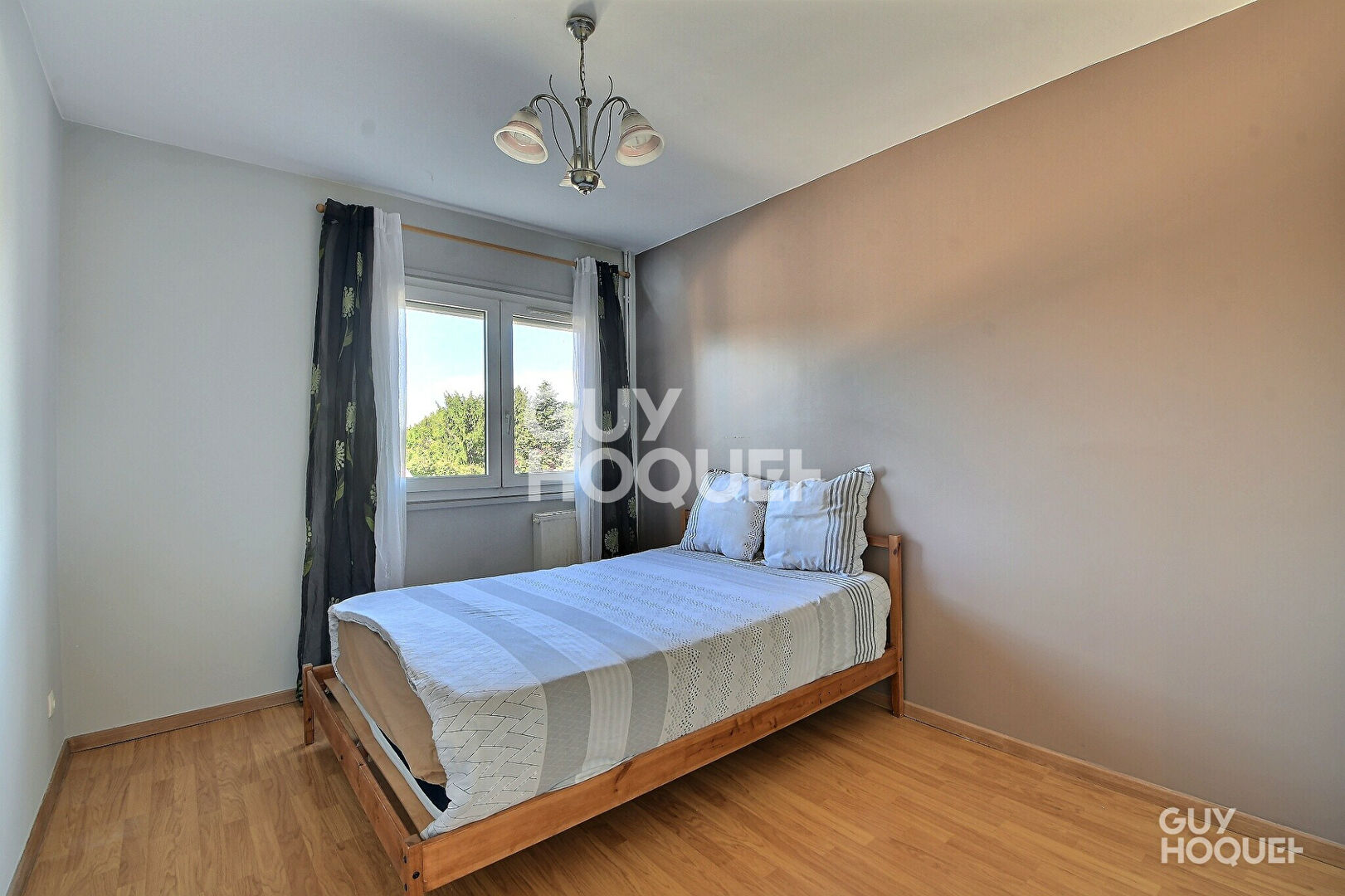 Appartement traversant T4 de 75 m² avec loggia et cave - Saint Jean Villeurbanne (69100)