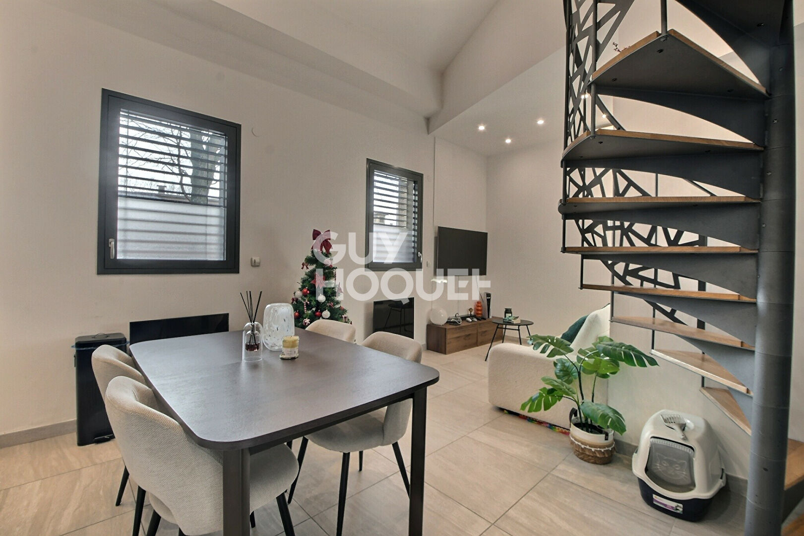 Appartement en duplex T3 de 58m² avec stationnement, Secteur de Montchat, Lyon 3ème (69003)