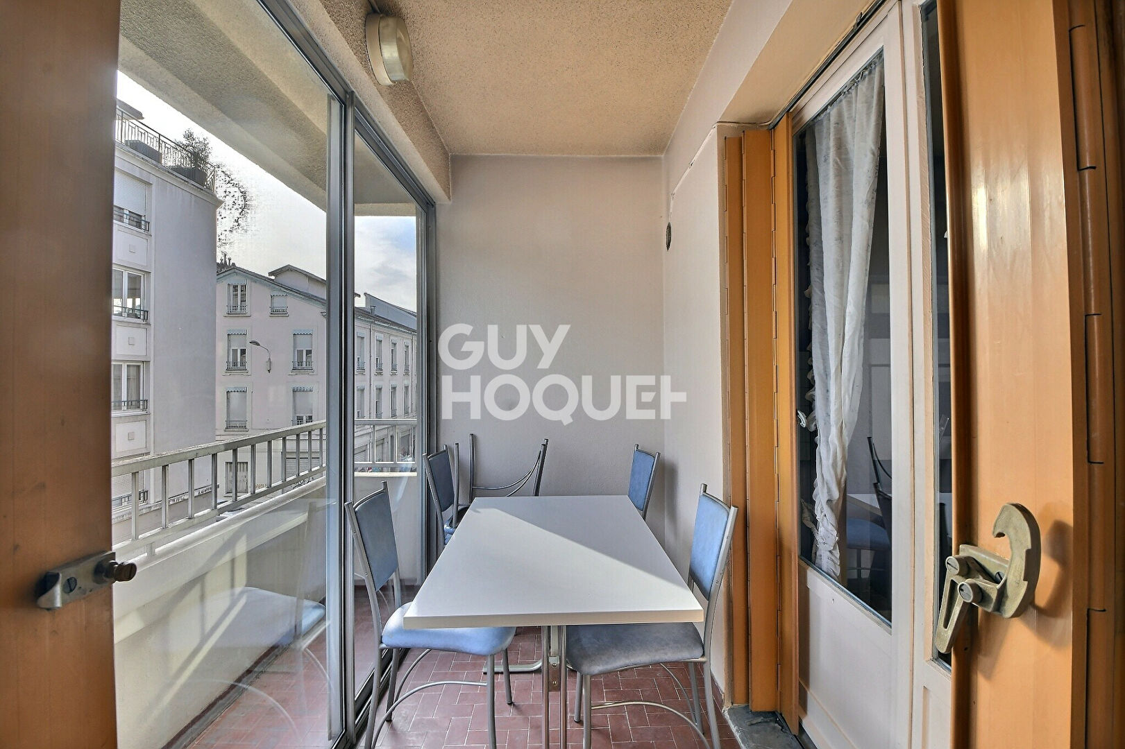 (Visite virtuelle) - À VENDRE, Appartement T4 de 79 m²,  avec loggia, cave & garage, Montchat proximité Place Ronde , LYON (69003)