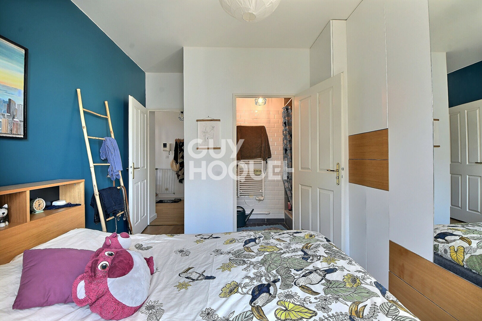 Rare à la vente, Duplex en dernier étage avec terrasses et garage, Lyon 8ème (69008)