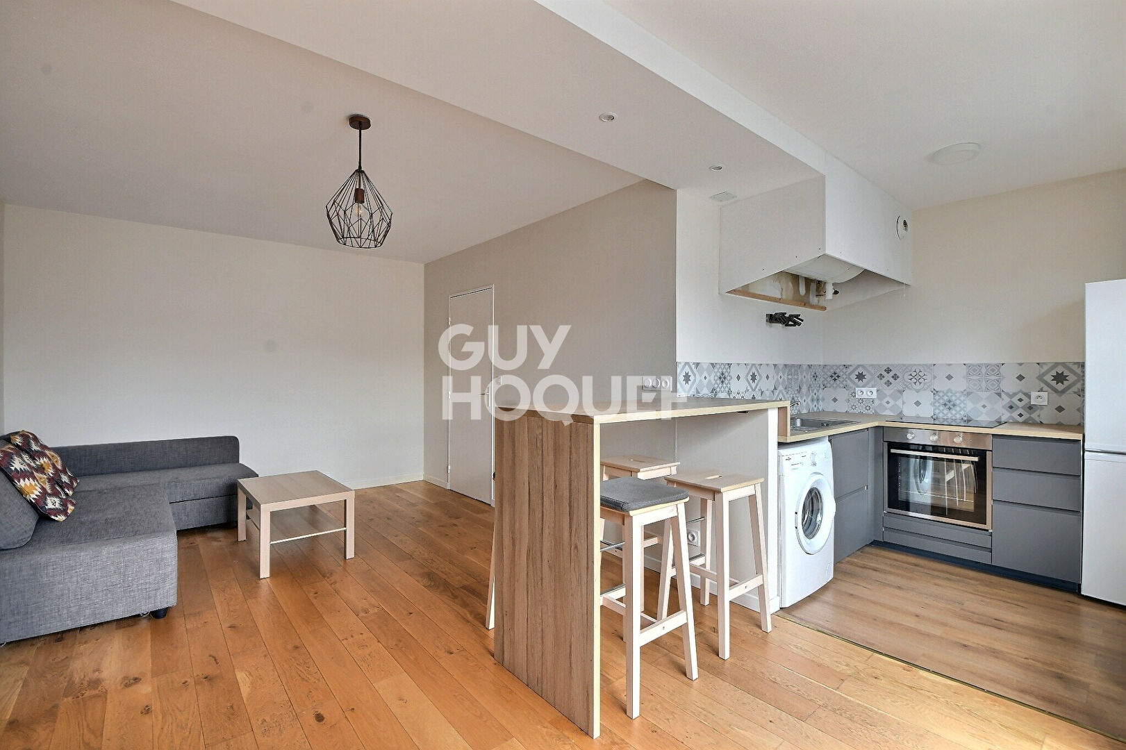 T2 LUMINEUX AU DERNIER ÉTAGE, Proximité Grange Blanche, Lyon 8ème (69008)