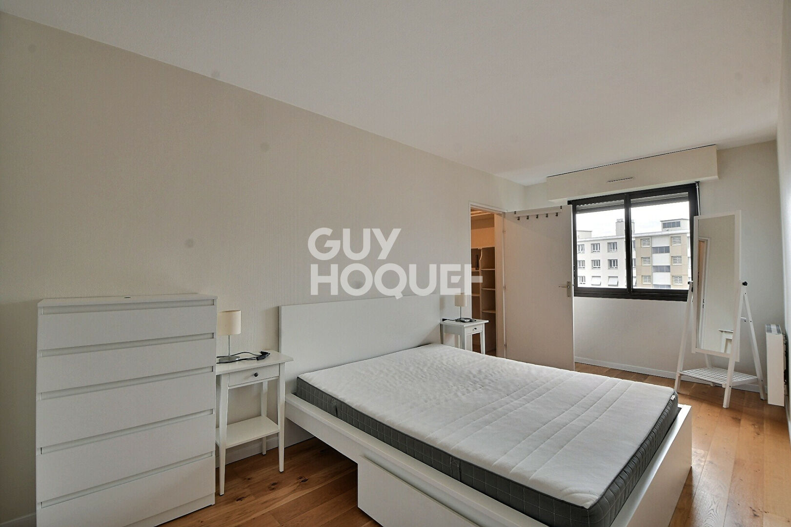 T2 LUMINEUX AU DERNIER ÉTAGE, Proximité Grange Blanche, Lyon 8ème (69008)