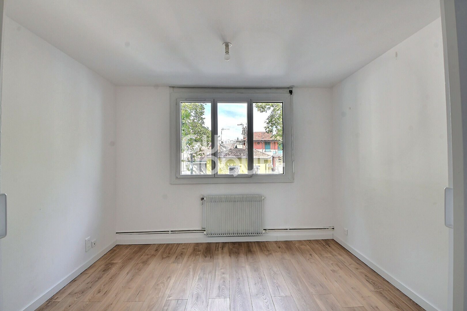 Appartement T4 traversant de 86 m² avec balcon, garage et cave, Lyon 3ème (69003)