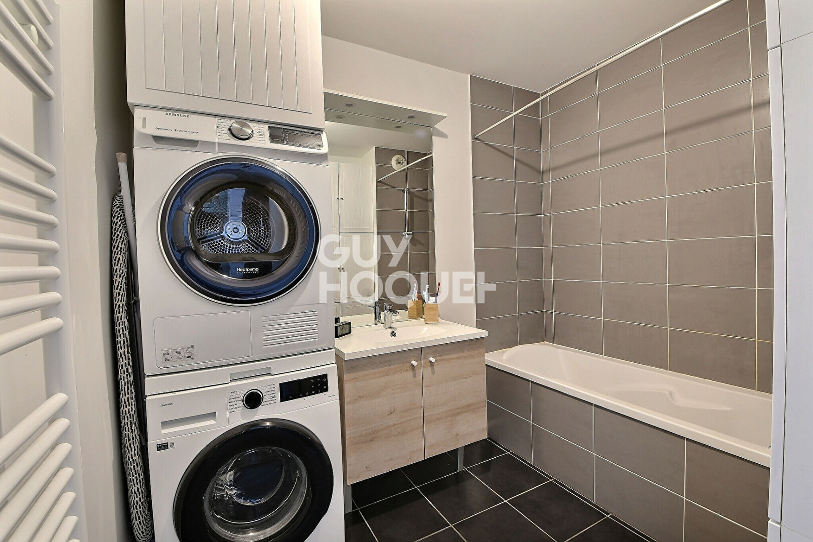 À vendre, Appartement T3 de 57 m² en résidence récente, balcon et garage, Villeurbanne (69100)