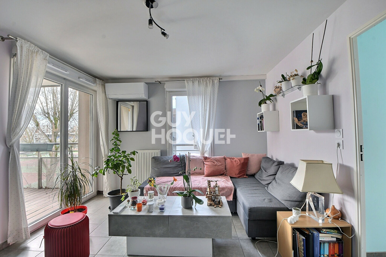 (Visite virtuelle) - À VENDRE, Appartement T3 de 54 m²,  double exposition, avec balcon & garage, SAINT-FONS (69190)