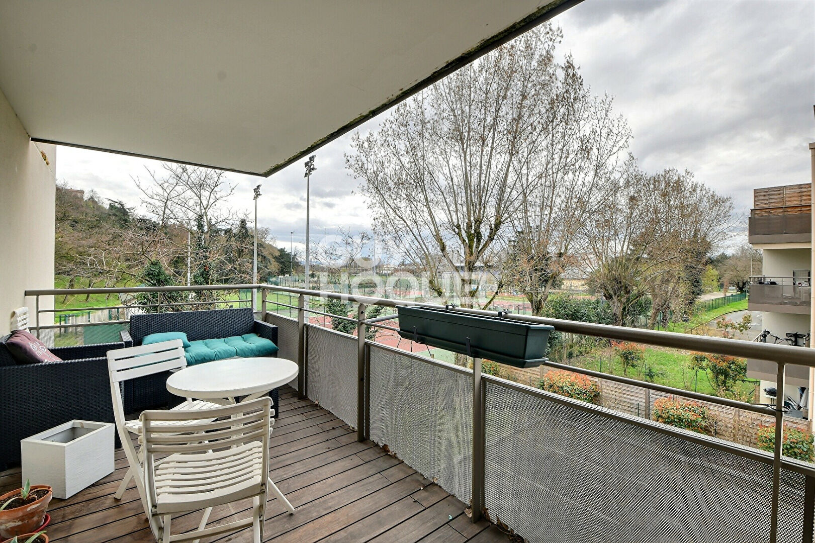 (Visite virtuelle) - À VENDRE, Appartement T3 de 54 m²,  double exposition, avec balcon & garage, SAINT-FONS (69190)