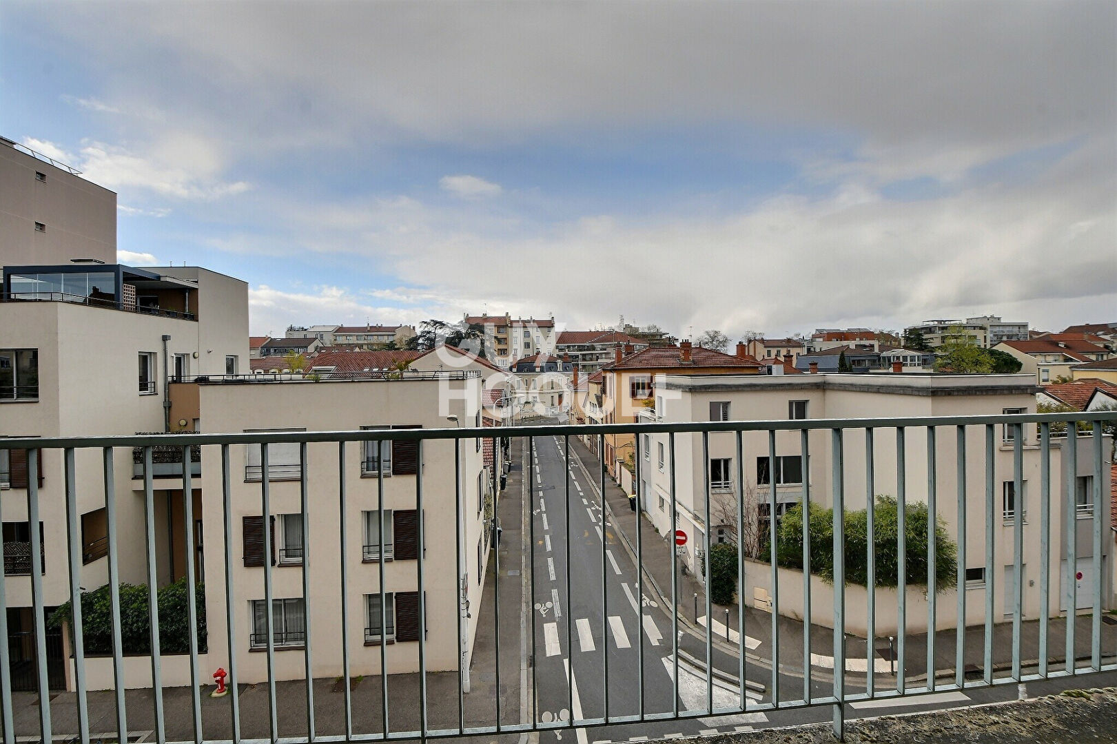 (Visite virtuelle) - À VENDRE, Appartement T3 de 70 m²,  avec balcon, cave & garage, Coeur de Montchat, LYON (69003)