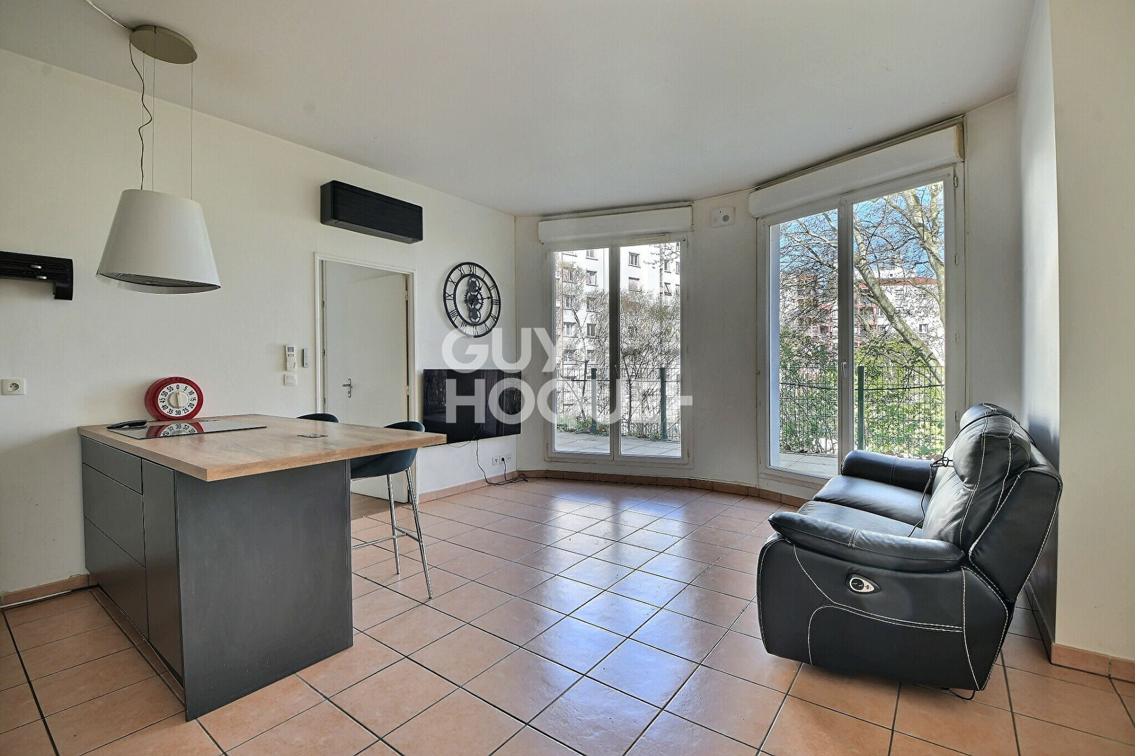 A vendre, appartement de type T2 de 45 m²  avec cave & Garage, Villeurbanne (69100)