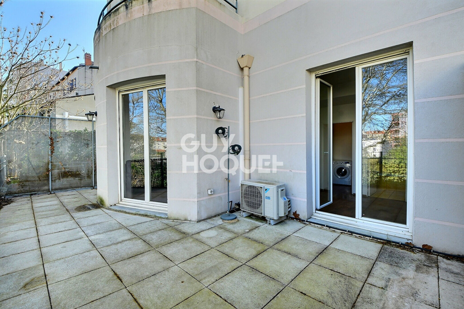 A vendre, appartement de type T2 de 45 m²  avec cave & Garage, Villeurbanne (69100)