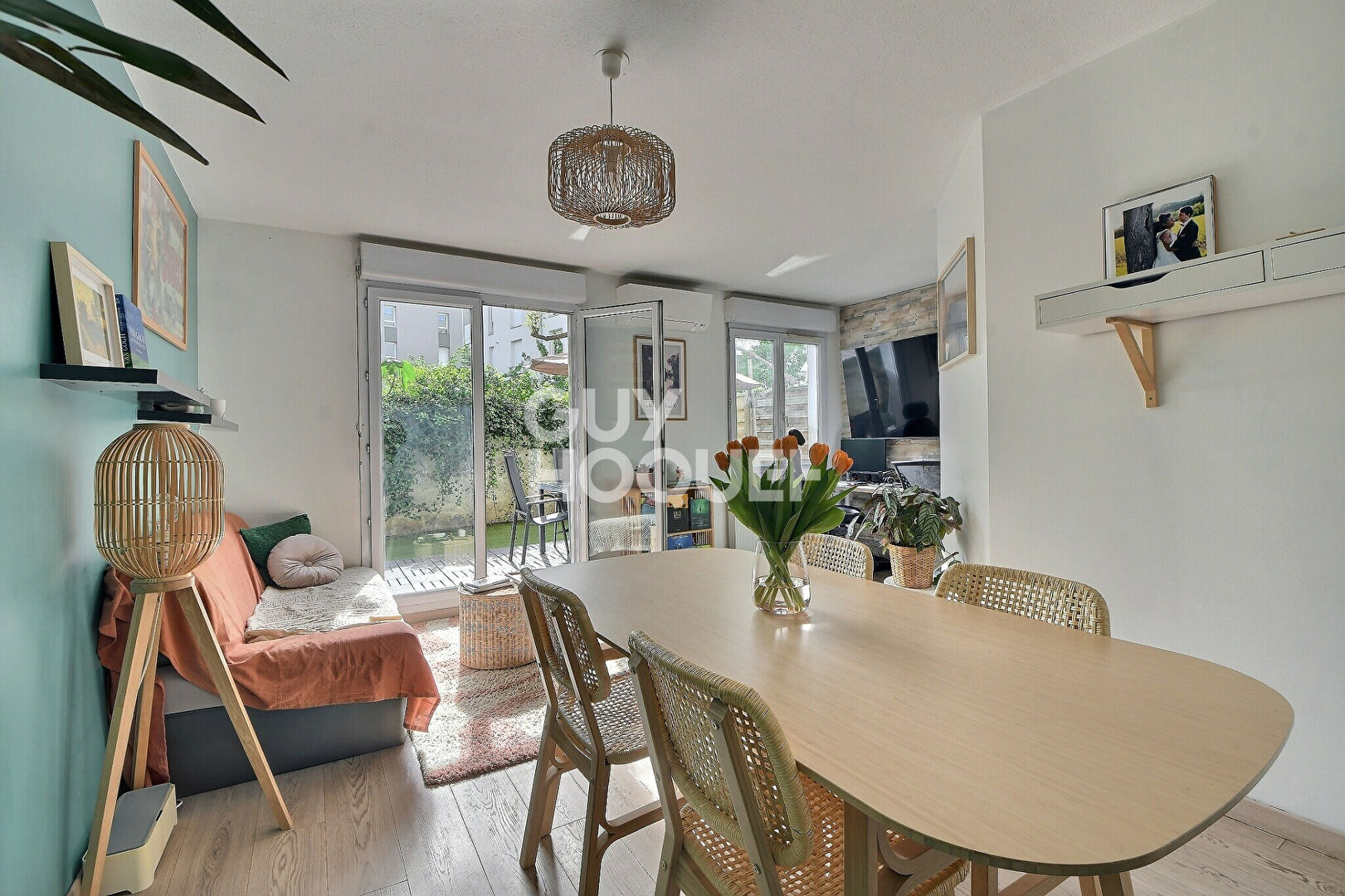 A VENDRE T3 COUP DE COEUR AVEC JARDIN PRIVATIF, TERRASSE ET GARAGE- Proximité Montchat, Villeurbanne (69100)