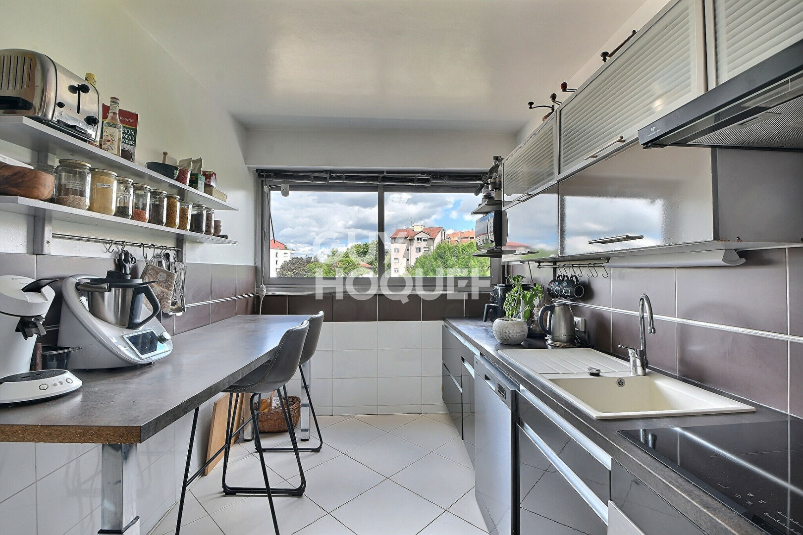 A VENDRE - Appartement familial sain T4 de 69 m² - Vénissieux (69200)