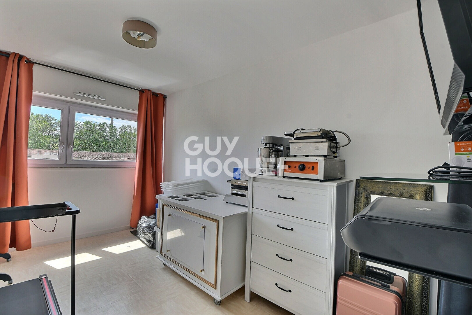 A VENDRE - Appartement familial sain T4 de 69 m² - Vénissieux (69200)
