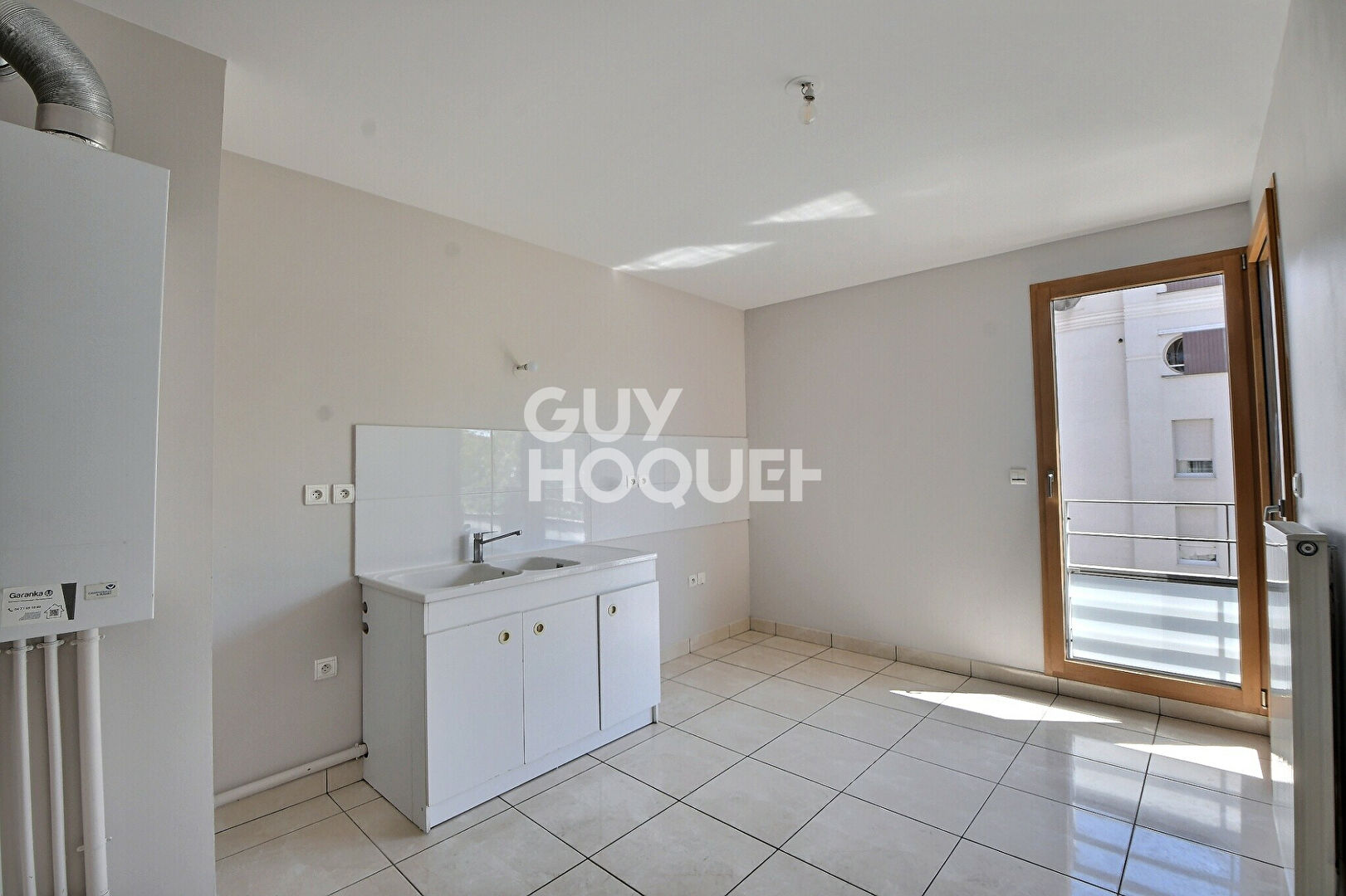 Magnifique Appartement T5 de 107 m² , Traversant & Lumineux, Étage Élevé, Garage inclus, Proche Montchat , Villeurbanne (69100)