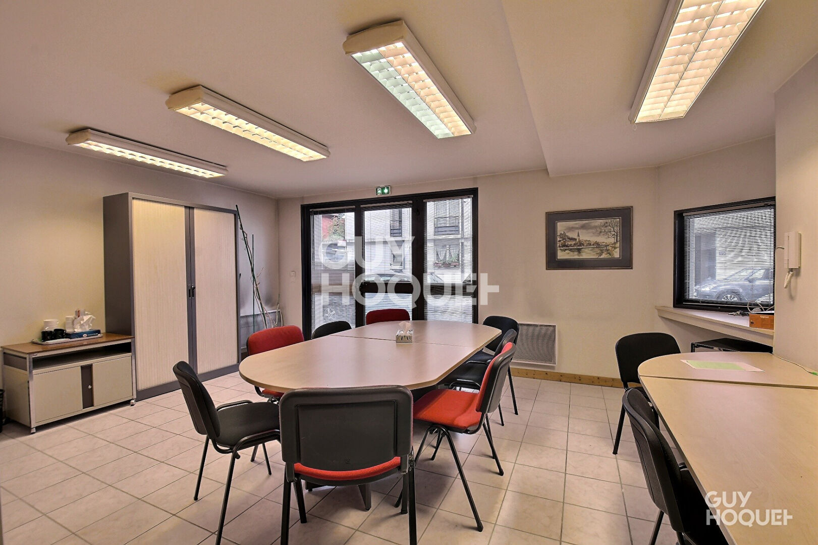 MONTCHAT / Cours Docteur Long - A vendre, LOCAL COMMERCIAL de 49 m² avec un garage dans le 3ème arrondissement de Lyon (69003)