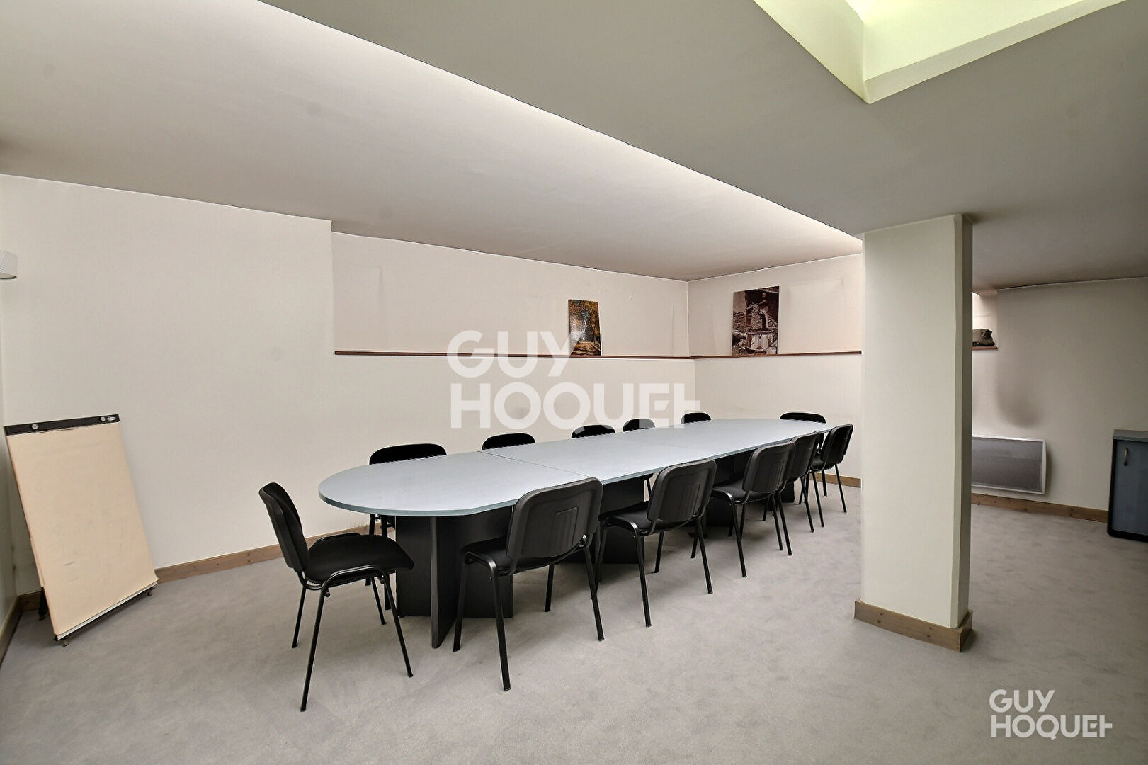 MONTCHAT / Cours Docteur Long - A vendre, LOCAL COMMERCIAL de 49 m² avec un garage dans le 3ème arrondissement de Lyon (69003)
