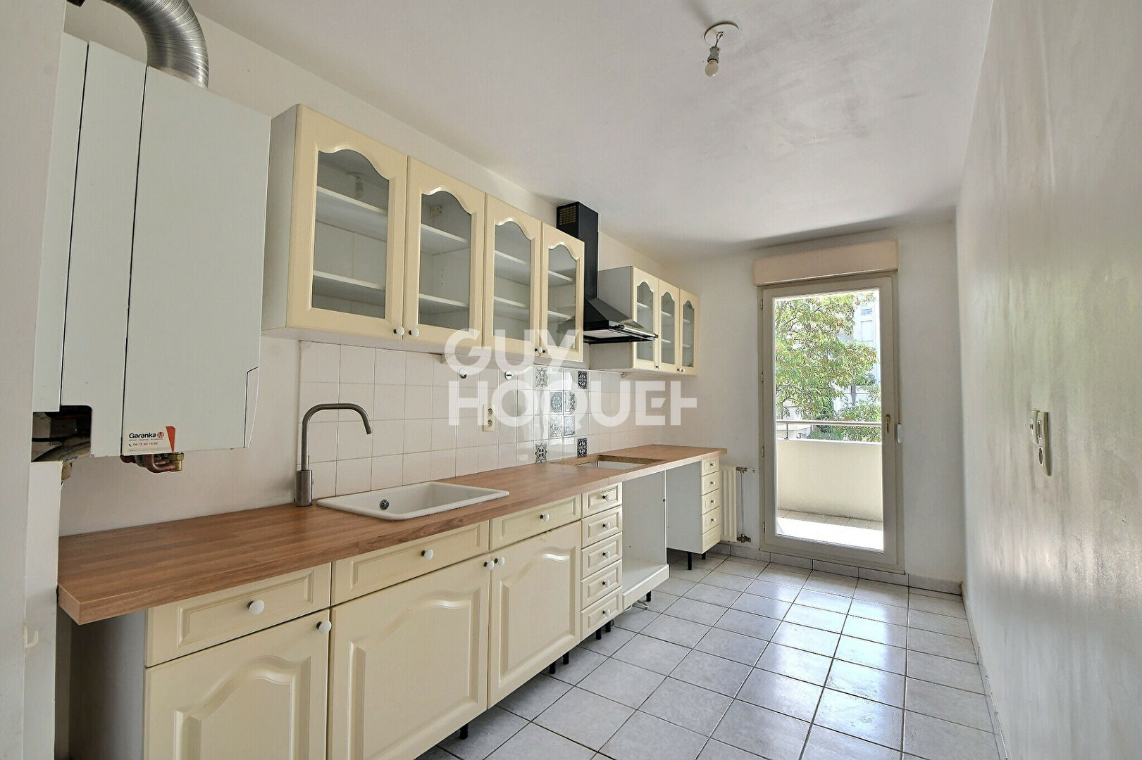 Monplaisir, appartement T4 de 88 m² avec terrasse de 24 m² et garage, Lyon 8ème (69008)