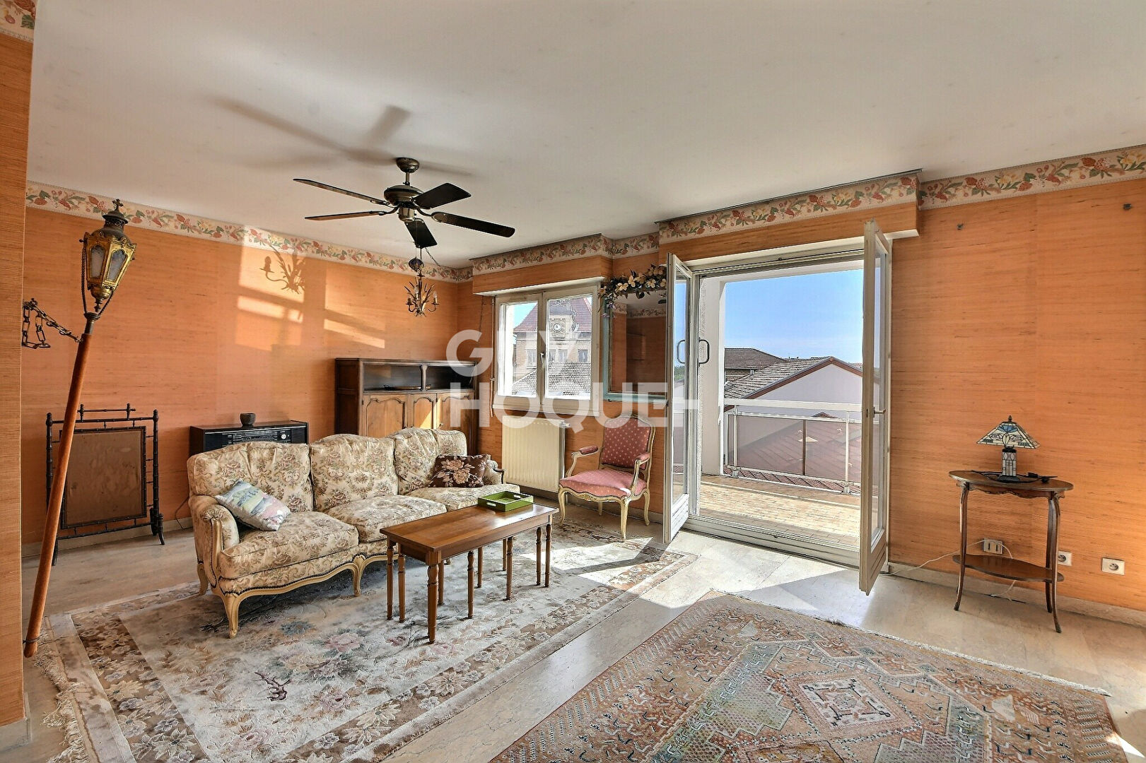 A VENDRE -MONTCHAT- T5 133 M²  DERNIER ÉTAGE  GRANDE TERRASSE VUE DÉGAGÉE