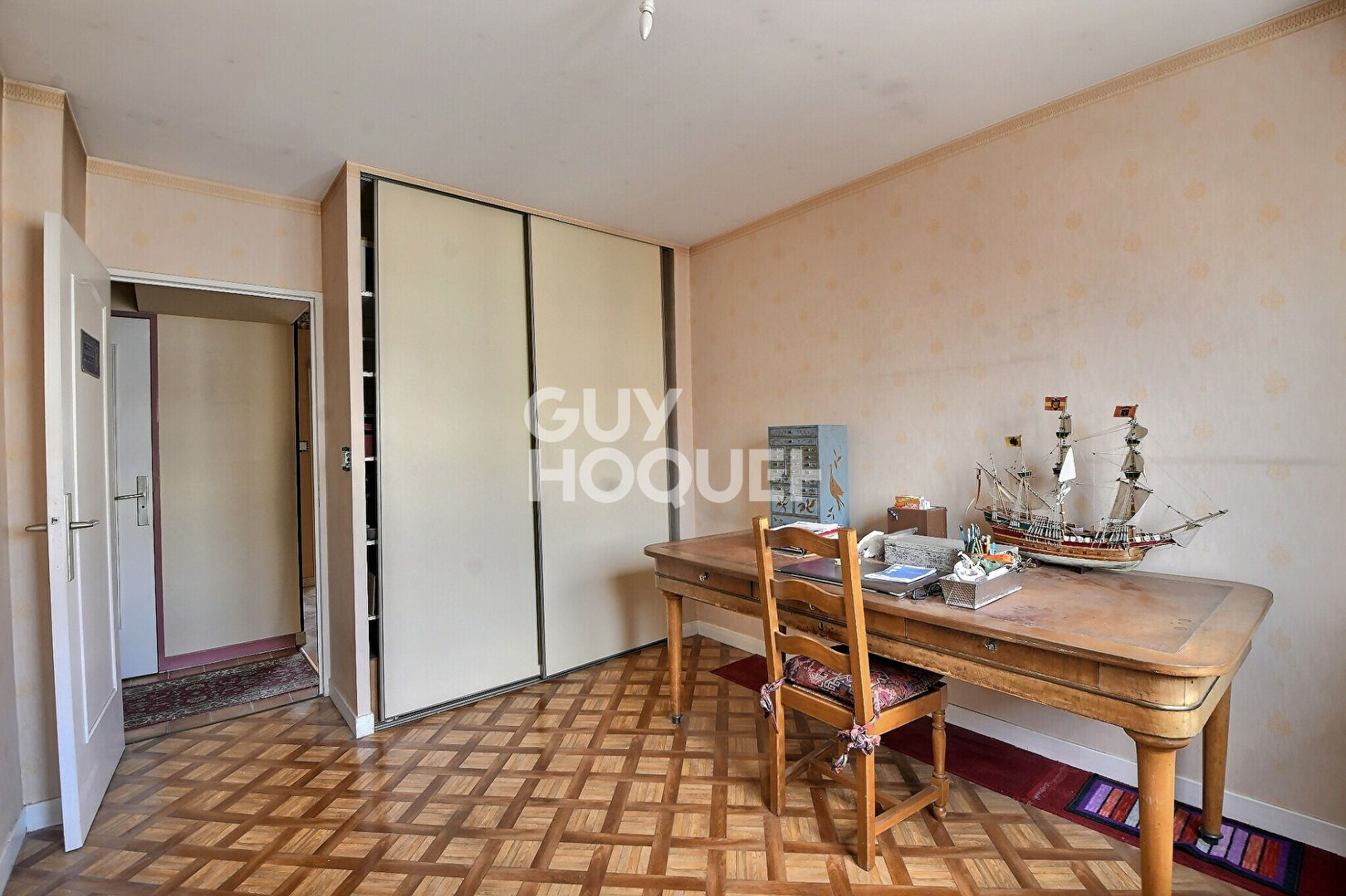A VENDRE -MONTCHAT- T5 133 M²  DERNIER ÉTAGE  GRANDE TERRASSE VUE DÉGAGÉE