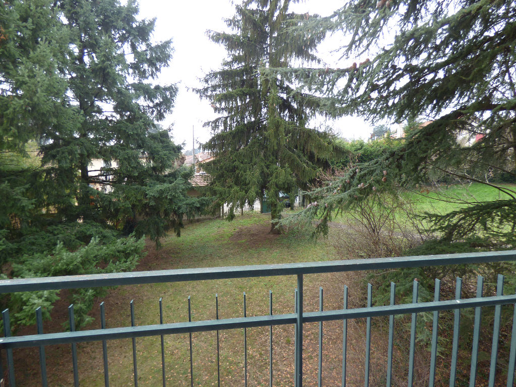 À vendre à ECULLY (69130), appartement 3 pièces de 72 m².