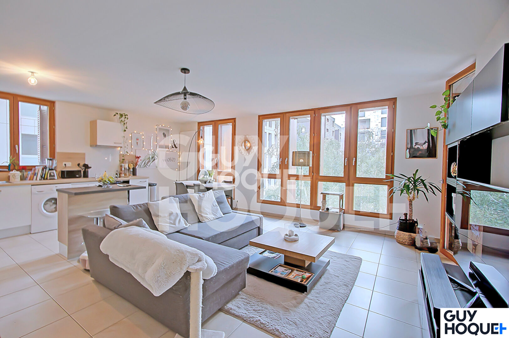 T3 de 73.15 m² + terrasse de 18 m²  + garage, à Lyon 2 Confluence.